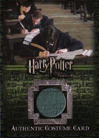 ootp_c13_slytherin_robes_249-560.jpg